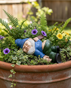 funny-reclining-garden-gnome-hand-painted-resin-ornament
